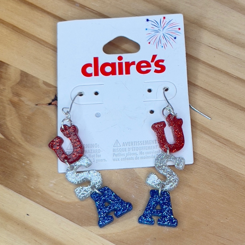 *5/$15* Claire's USA dangle earrings
